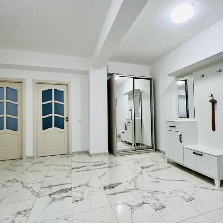 Altheda Living White House 29F-2 Lägenhet Suceava Exteriör bild